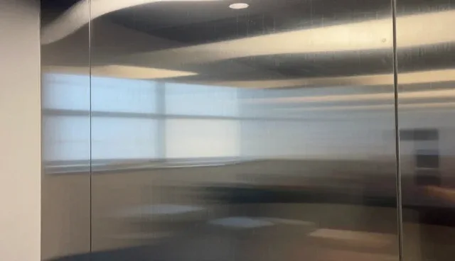 广告设计制作如何适配不同场景性能表现
